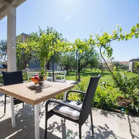Apartment Livaja Kastel Novi
